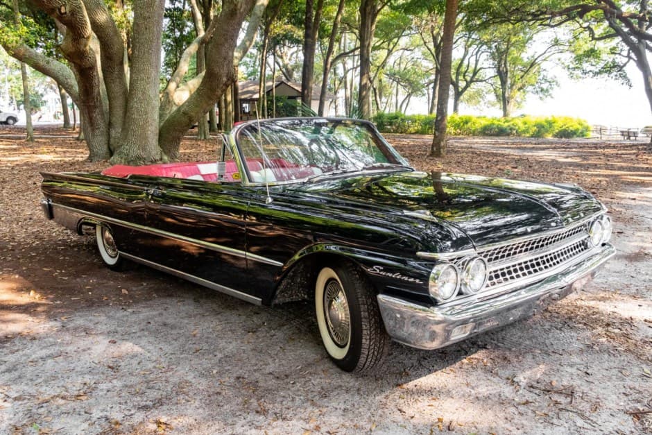 1961 Ford Galaxie sold for $29,500