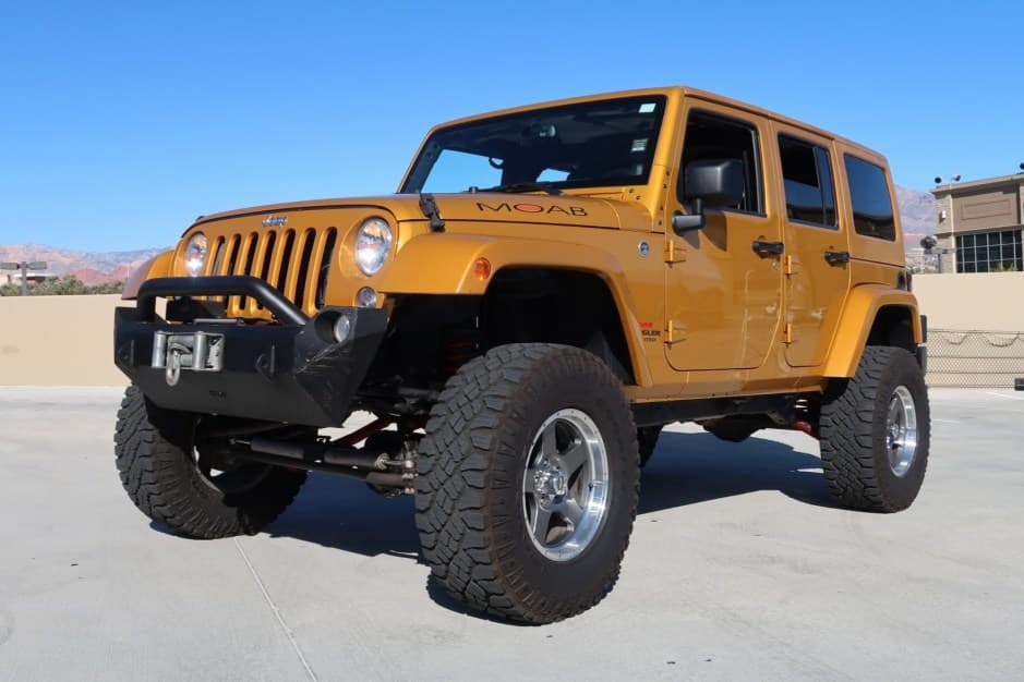 2014 Jeep Wrangler JK (2007-2018) sold for $23,500
