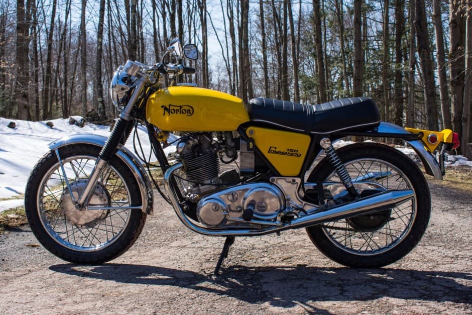 1970 Norton Commando sold for $6,900