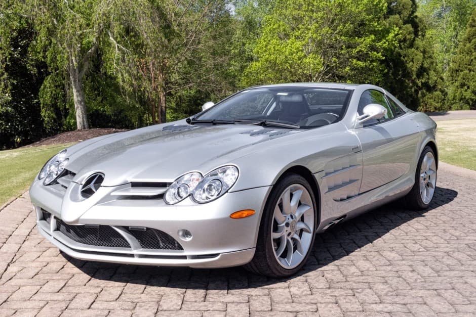 2006 Mercedes-Benz SLR McLaren sold for $357,000