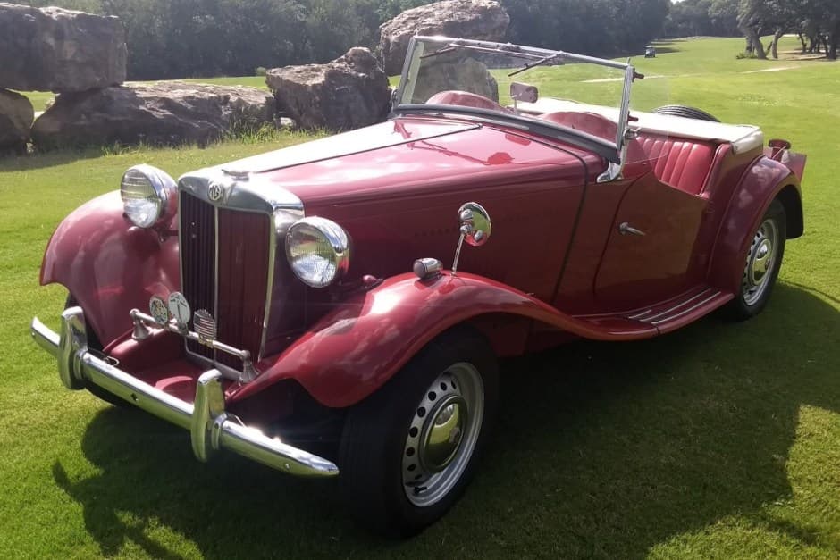 1953 MG TD sold for $16,500