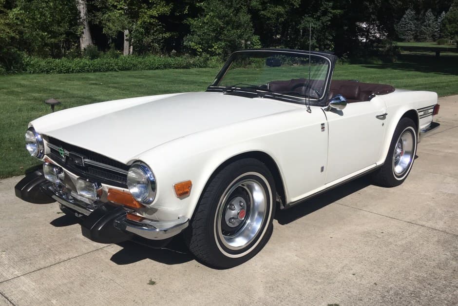 1974 Triumph TR6 sold for $15,250