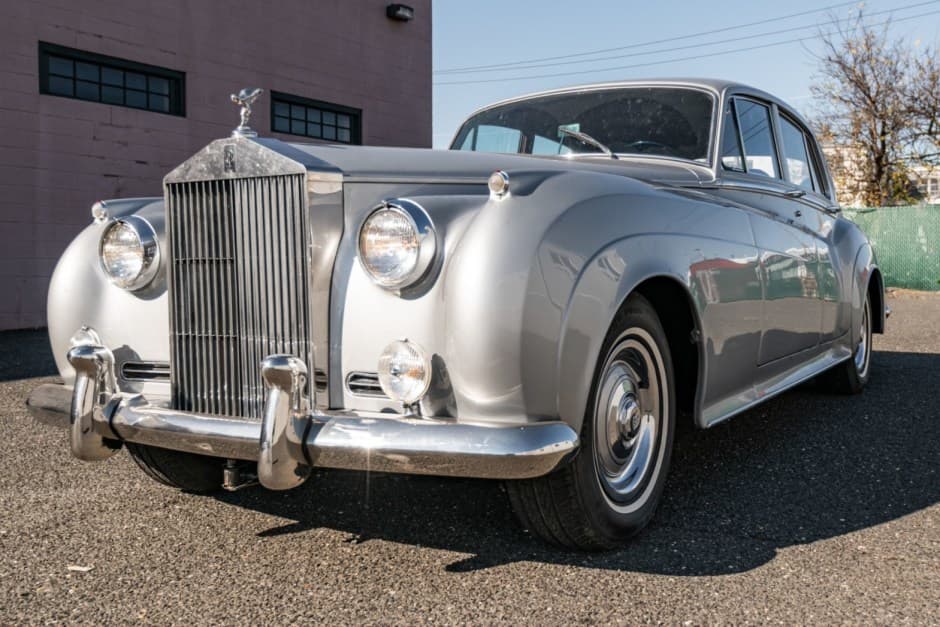 1959 Rolls-Royce Silver Cloud & Phantom V sold for $32,500