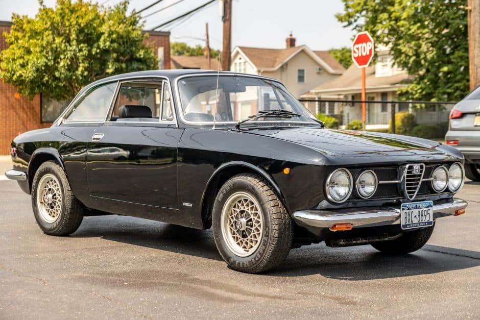 1969 Alfa Romeo 105/115 Series Coupe sold for $34,250