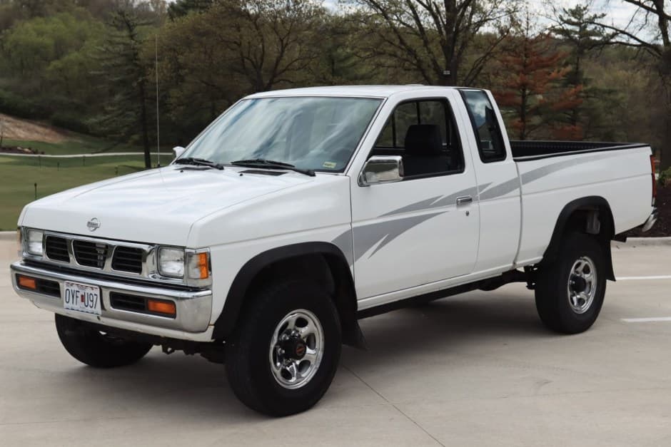 1994 Nissan Pickup sold for $23,750