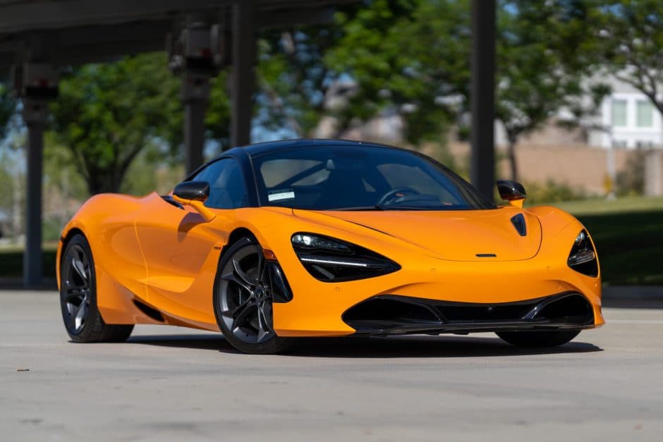 2022 McLaren Super Series sold for $286,000