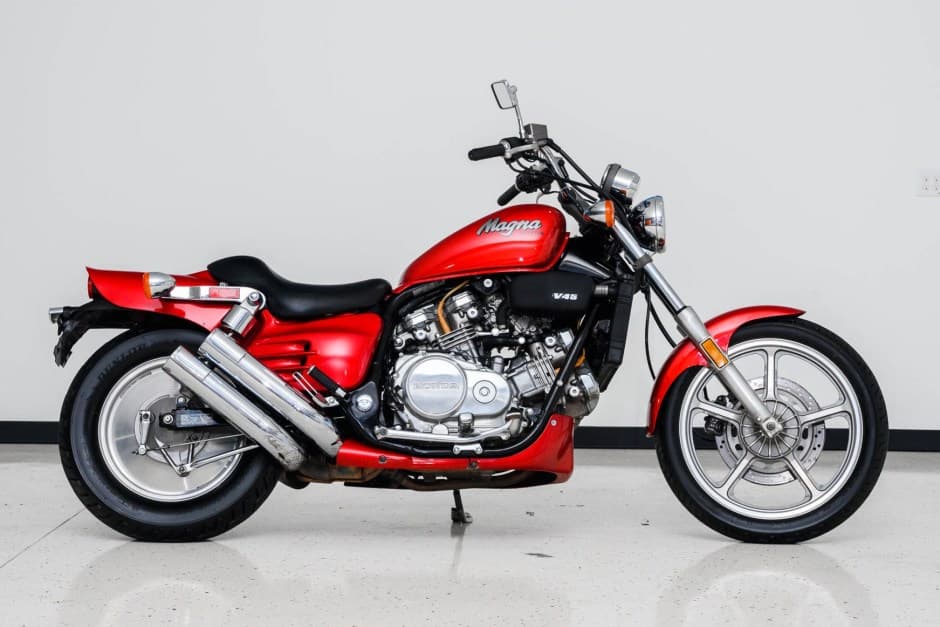 1988 Honda Magna sold for $3,600