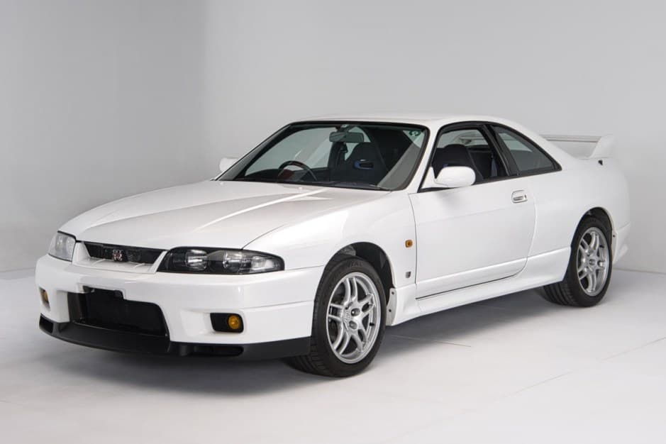1995 Nissan R33 Skyline sold for $75,500