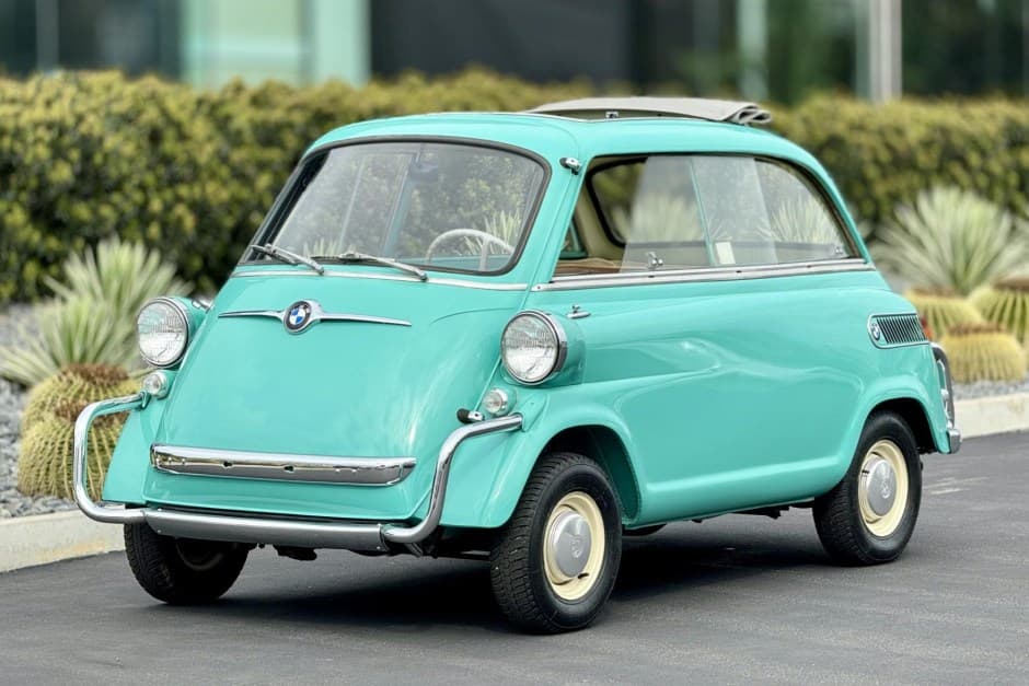 1958 BMW Isetta sold for $57,000