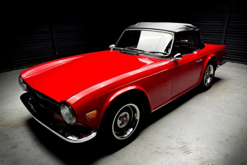 1973 Triumph TR6 sold for $10,000