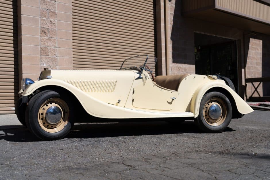 1953 Morgan Plus 4 sold for $11,500