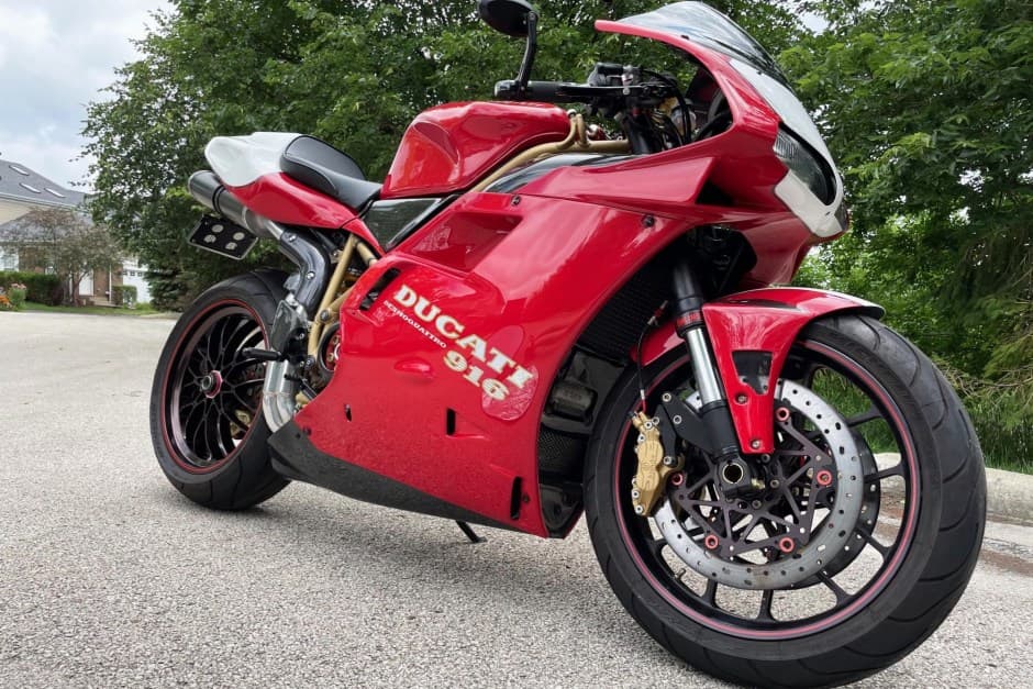 1995 Ducati 916 sold for $10,500