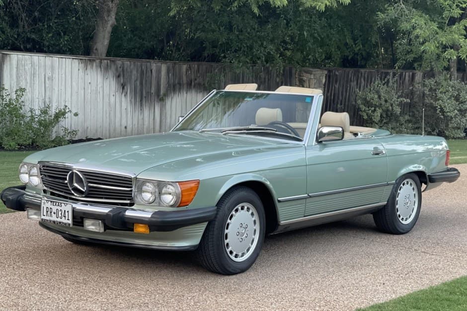 1988 Mercedes-Benz R107 SL sold for $56,000