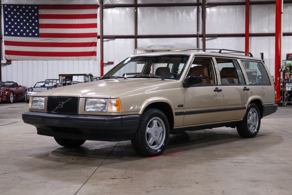 1991 Volvo 700-Series sold for $22,000