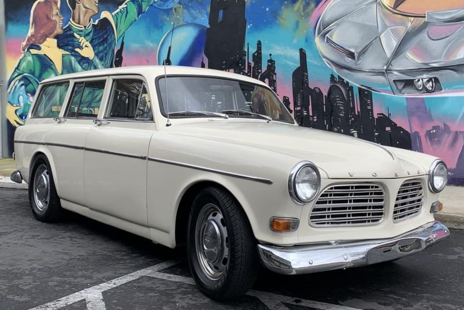 1968 Volvo Amazon sold for $16,000