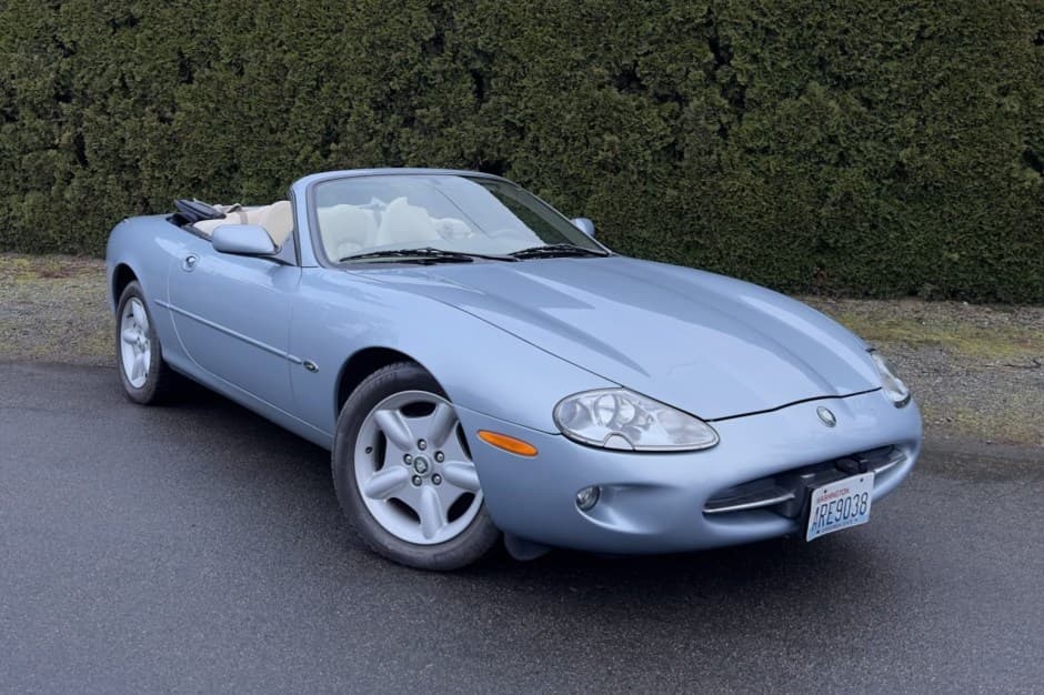 1997 Jaguar XK8 sold for $13,333