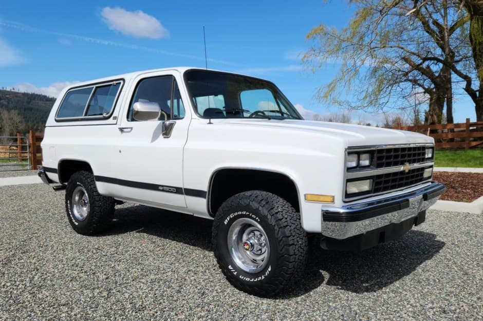 1990 Chevrolet K5 Blazer 1973-1991 sold for $23,750
