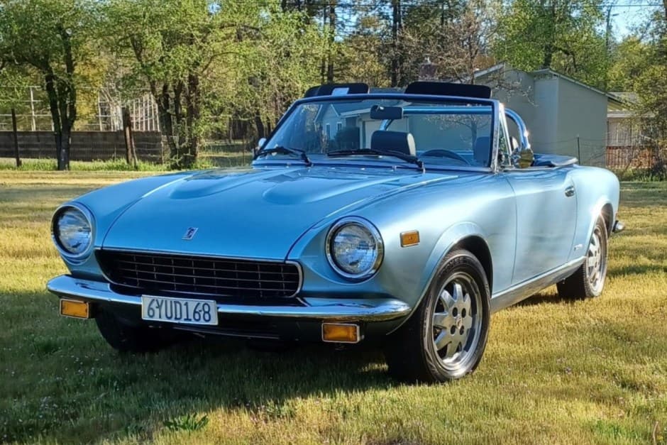 1985 Fiat 124 Spider (1966-1985) sold for $26,000