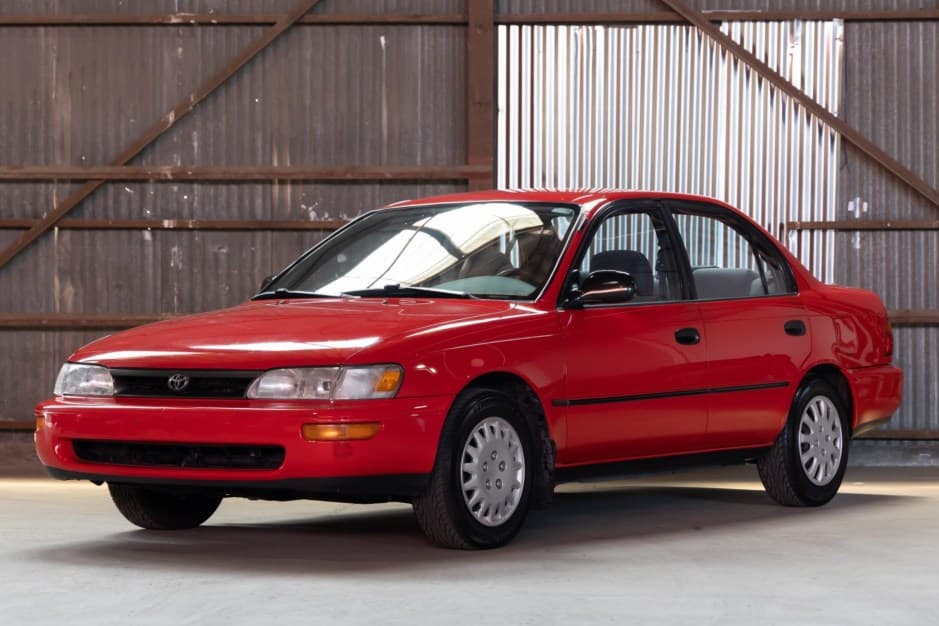 1994 Toyota Corolla sold for $8,700
