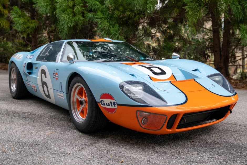 2012 Ford GT40 Replica sold for $135,000