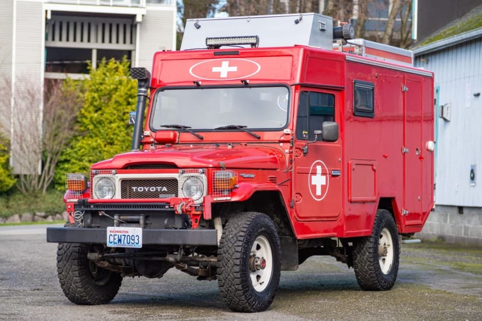 1984 Toyota Land Cruiser FJ45 sold for $30,000