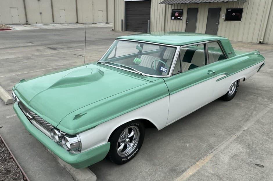 1962 Mercury Monterey sold for $16,750