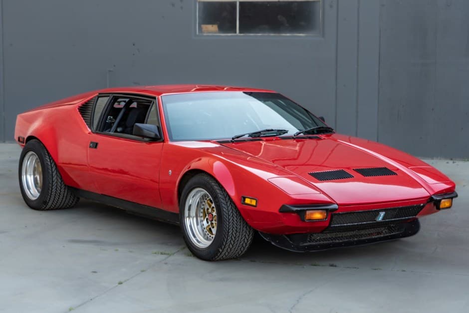 1972 DeTomaso Pantera sold for $90,000