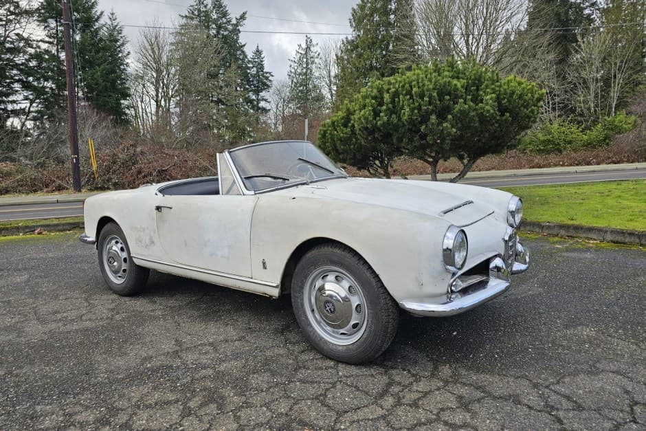 1963 Alfa Romeo 750/101 Series Giulietta & Giulia sold for $31,500