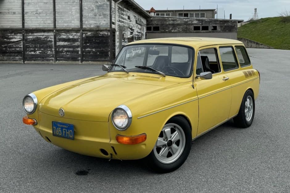 1972 Volkswagen Type 3 sold for $9,000