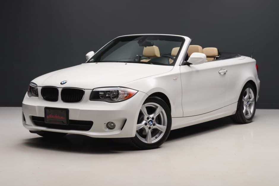 2012 BMW E82/E88 1-Series sold for $21,000