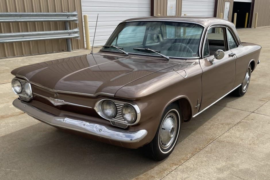 1961 Chevrolet Corvair (1960-1964) sold for $7,100