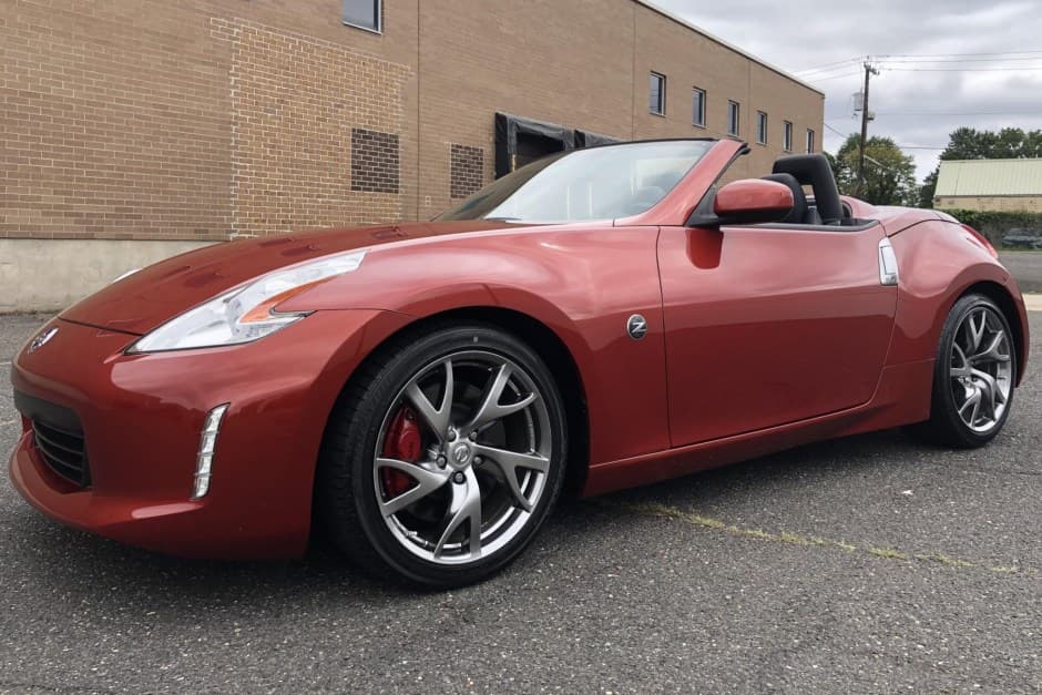 2015 Nissan 370Z sold for $22,750