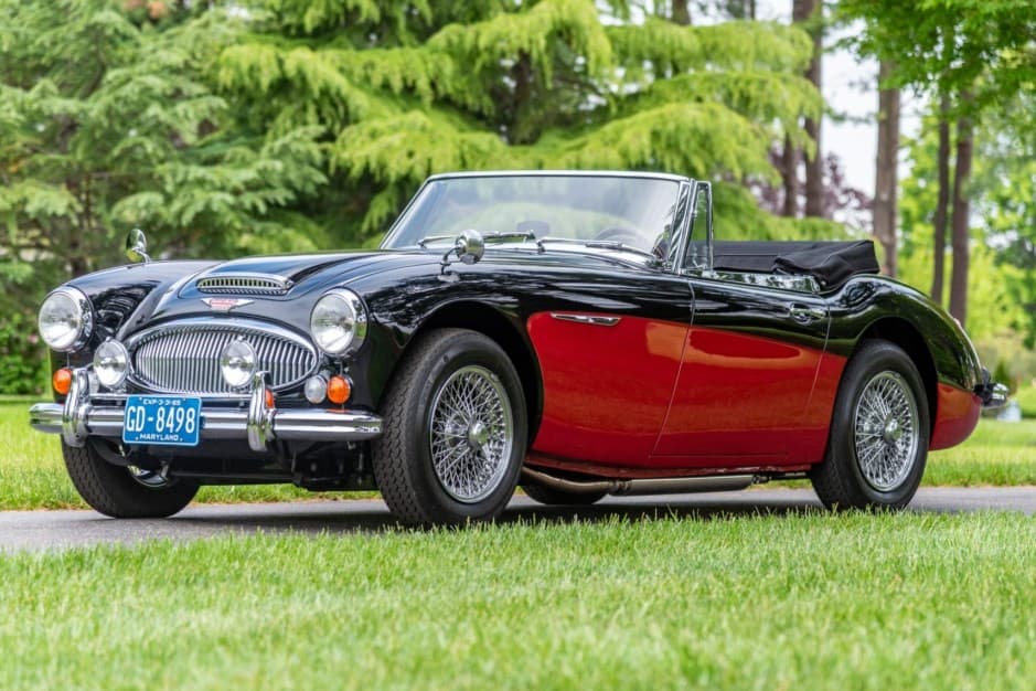 1965 Austin-Healey 3000 sold for $56,000