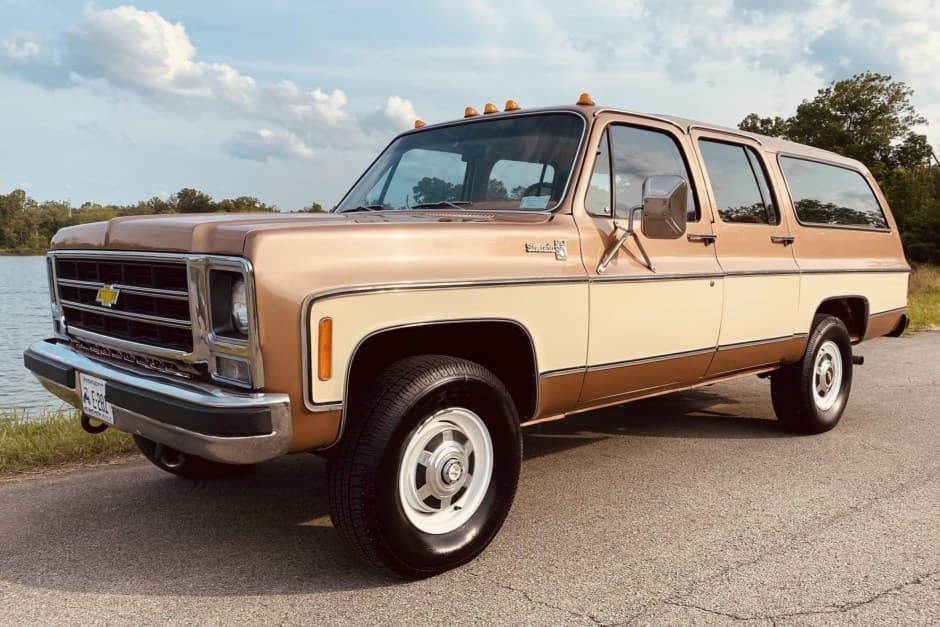 1979 Chevrolet Suburban (1973-1991) sold for $41,750