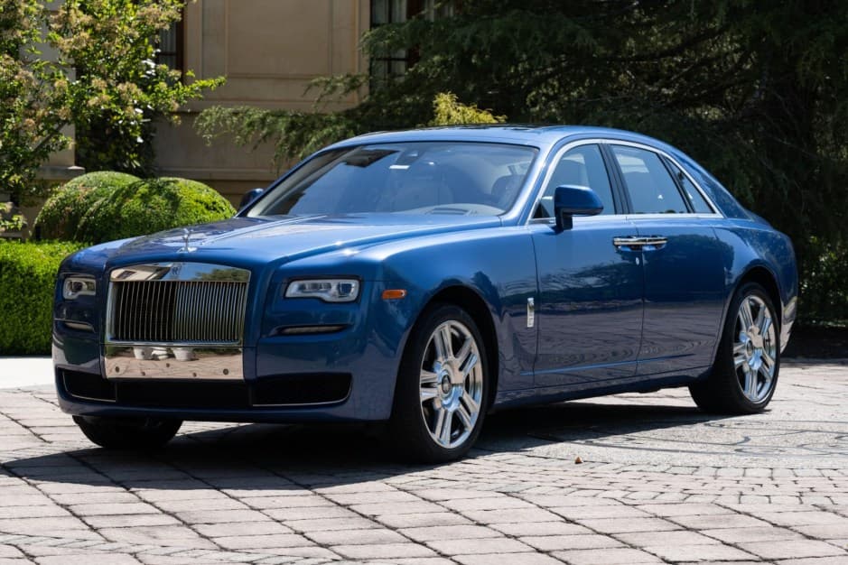 2016 Rolls-Royce Ghost sold for $180,000