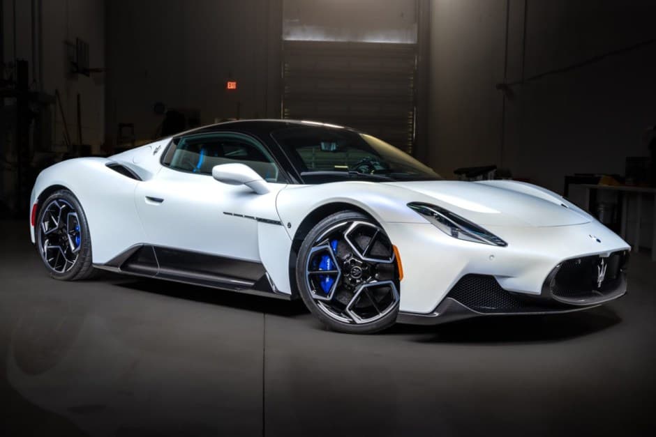 2022 Maserati MC20 sold for $262,000