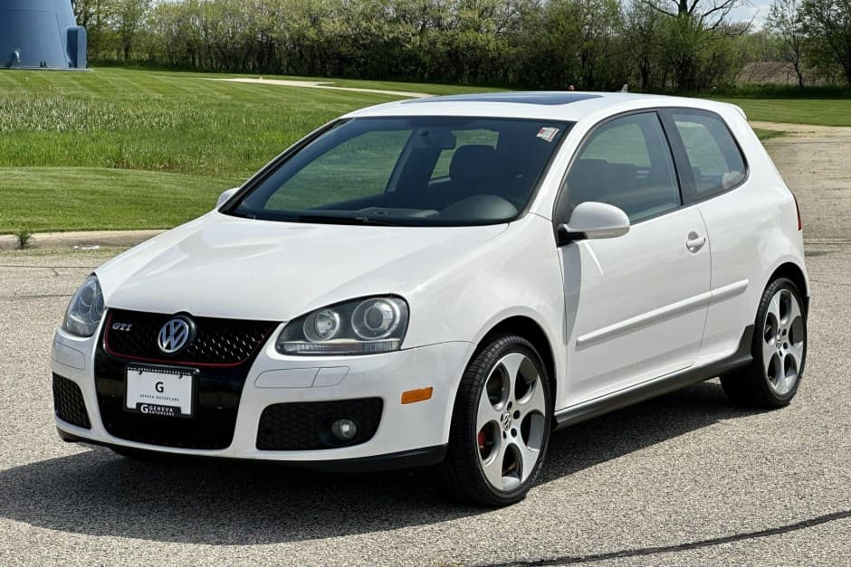 2007 Volkswagen GTI Mk5 sold for $15,000