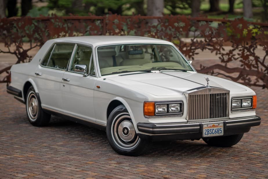 1981 Rolls-Royce SZ Silver Spirit & Silver Spur sold for $12,050