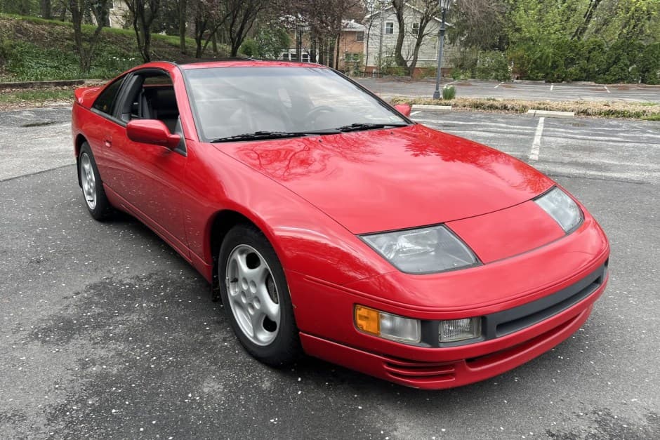 1990 Nissan Z32 300ZX sold for $21,000