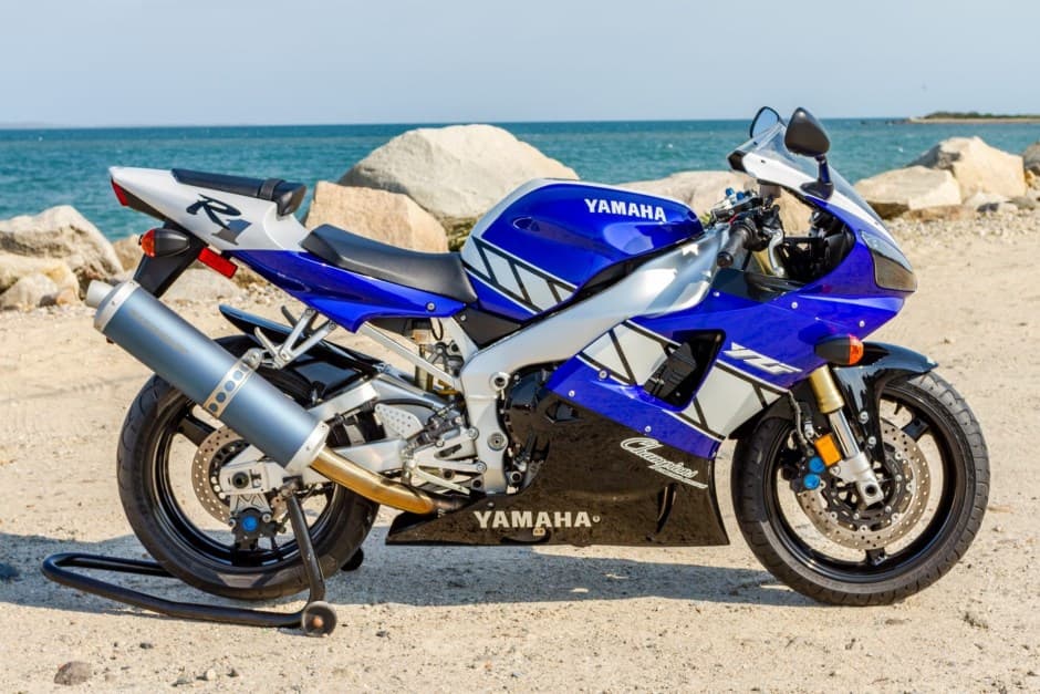 2001 Yamaha YZF sold for $20,007
