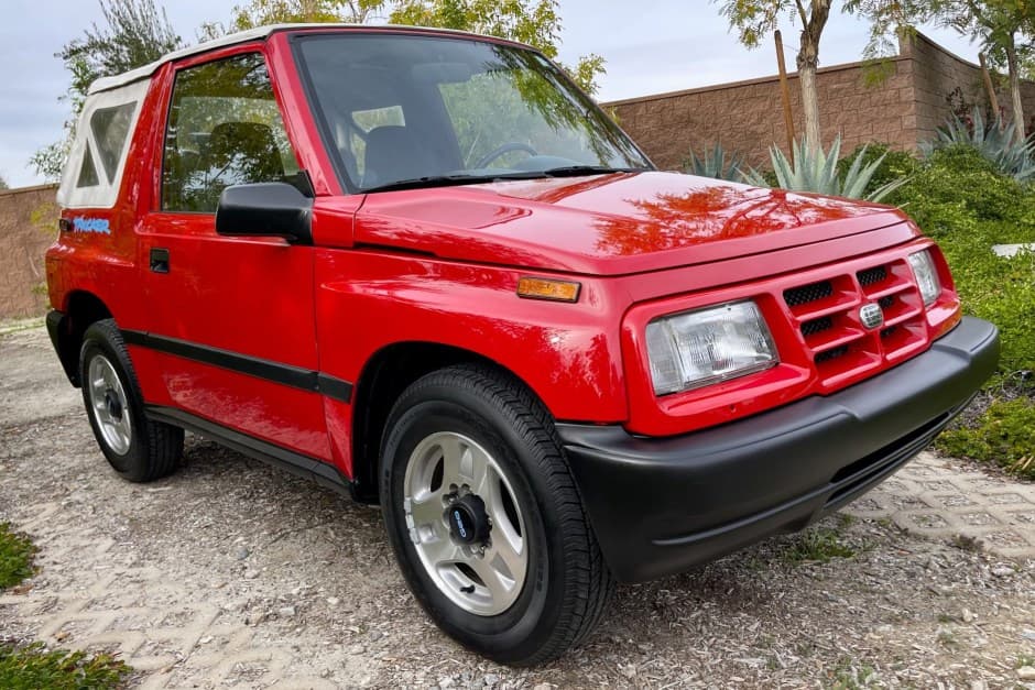 1996 Geo Tracker/Suzuki Sidekick sold for $12,500