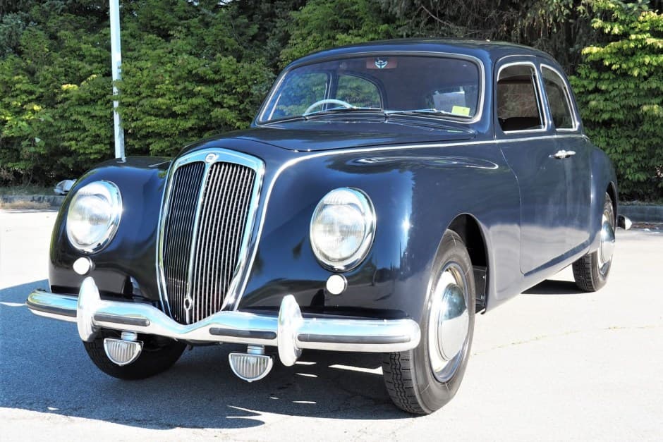 1953 Lancia Aurelia sold for $22,000