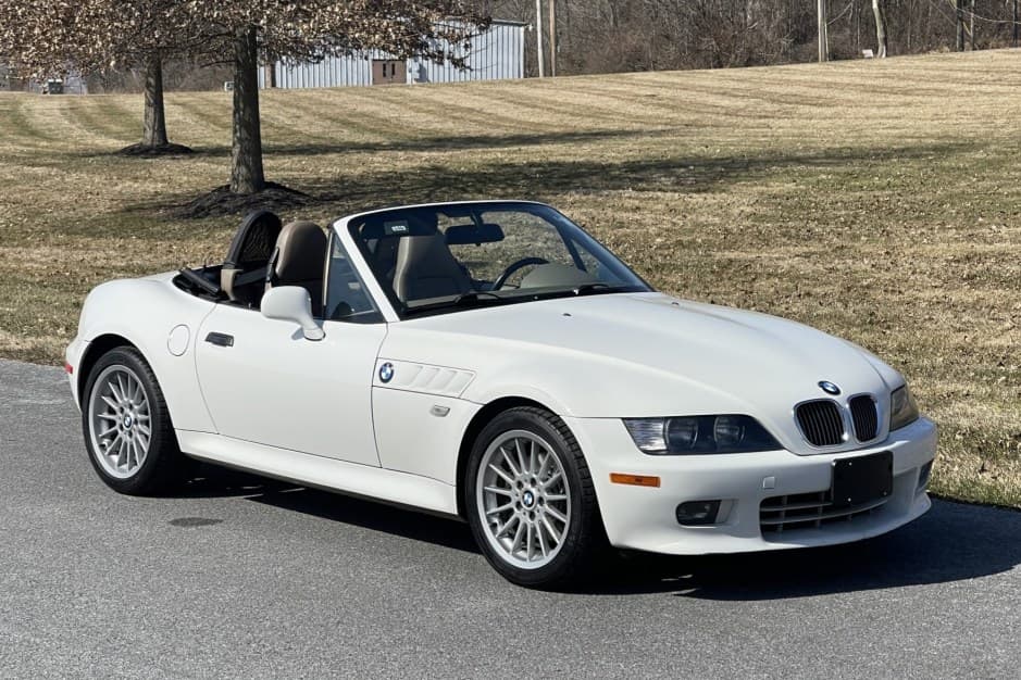 2001 BMW Z3 sold for $13,350
