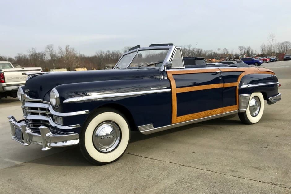 1949 Chrysler Town & Country sold for $35,888