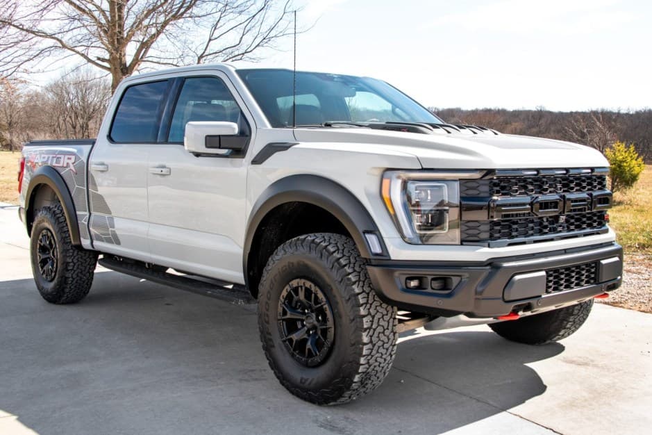 2023 Ford F-150 Raptor sold for $127,000