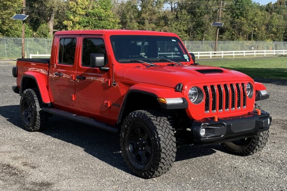 2020 Jeep Pickup sold for $37,000