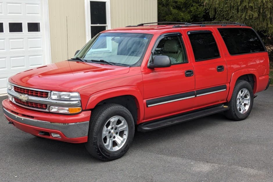 2001 Chevrolet Suburban (GMT800 2000-2006) sold for $14,500