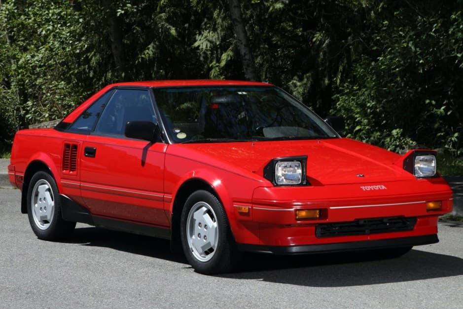 1986 Toyota AW11 MR2 sold for $17,500