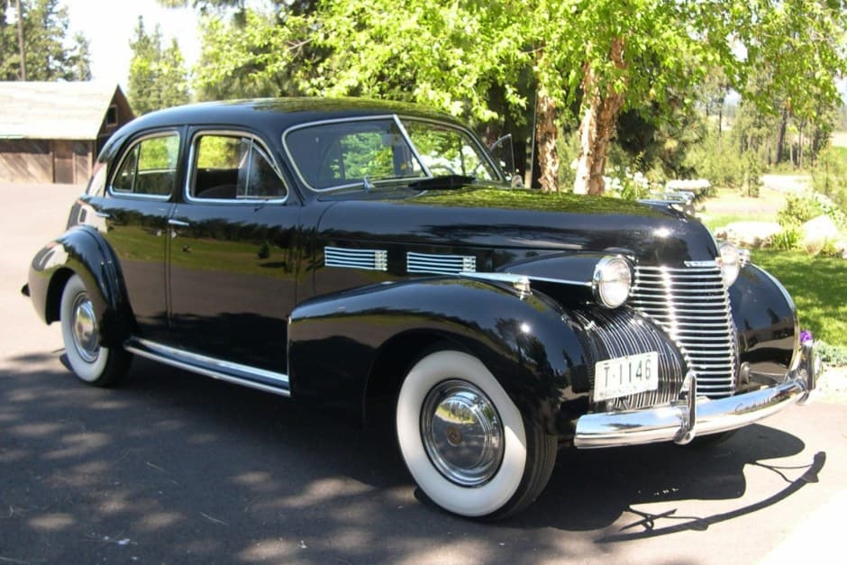 1940 Cadillac Series 62 sold for $26,250