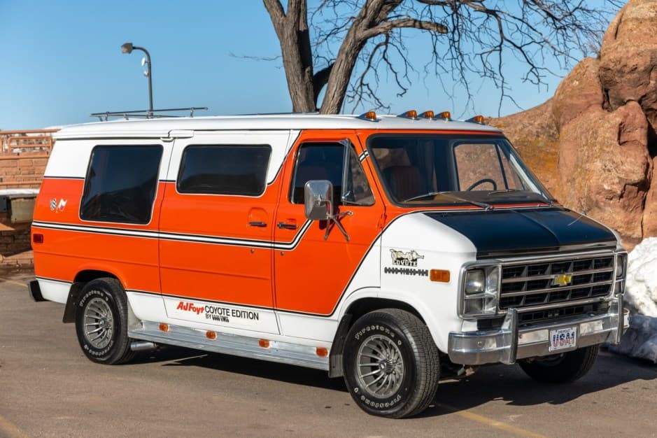 1978 Chevrolet G-Series Van sold for $13,361